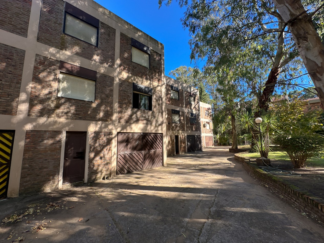 DEPARTAMENTO EN VENTA PINAMAR 3 AMBIENTES CON COCHERA