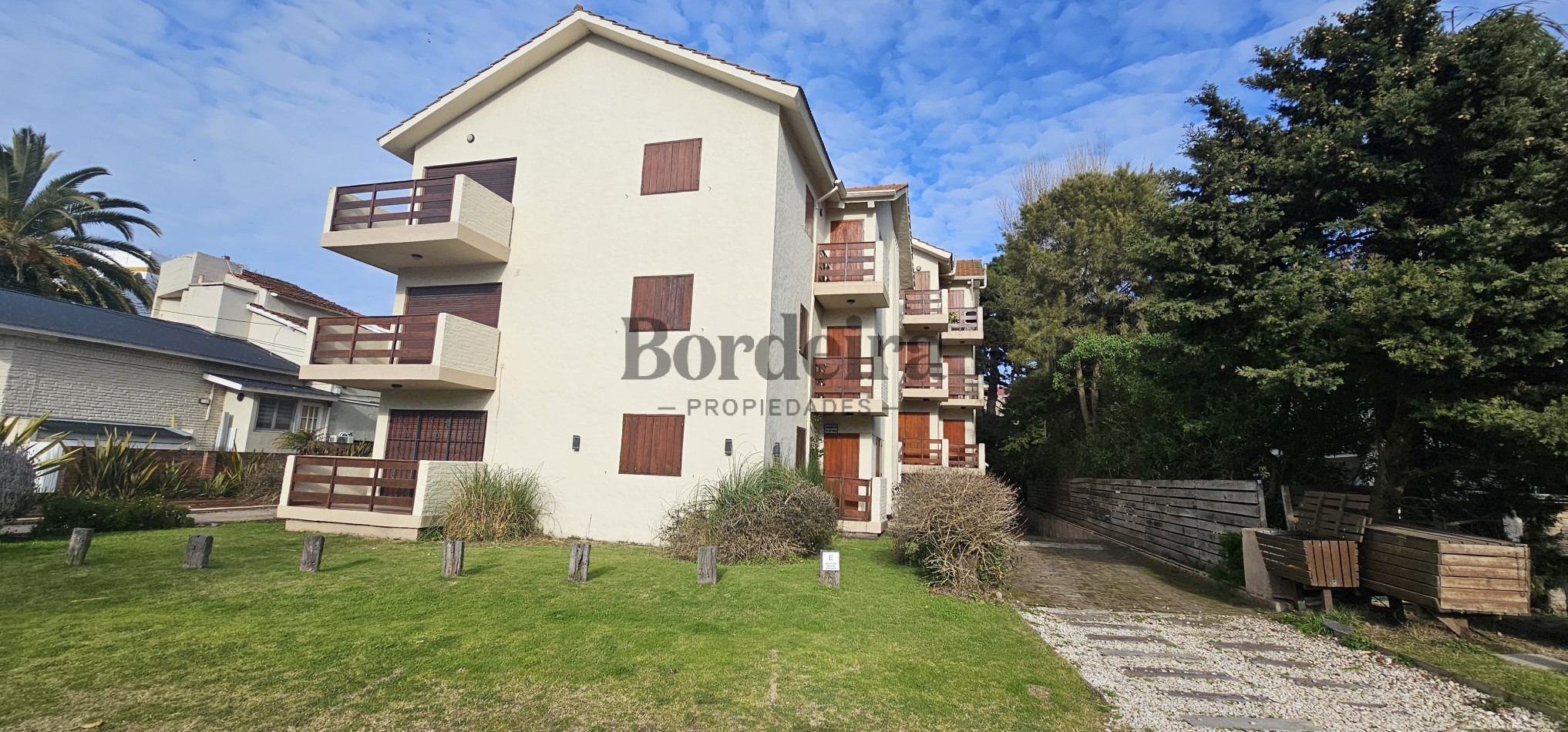 Venta de departamento en Pinamar