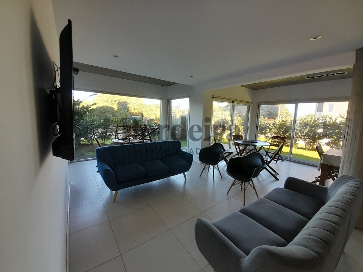 Venta Departamento Valeria del Mar 3 ambientes frente a la playa