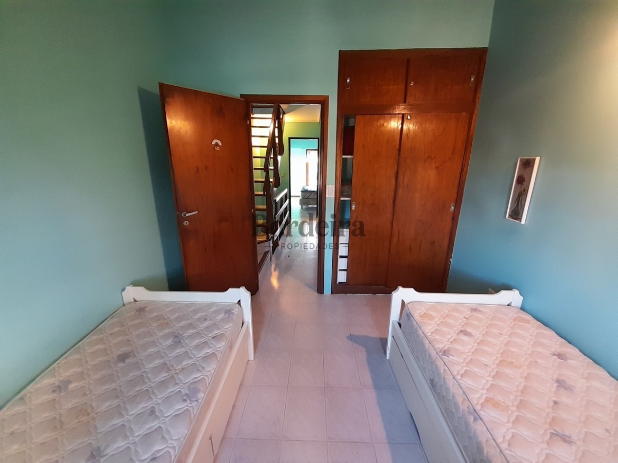 Venta departamento Villa Gesell 4 ambientes zona centro