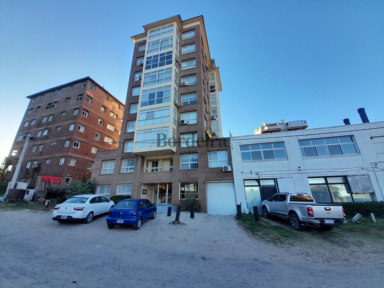 Venta departamento zona muelle Pinamar