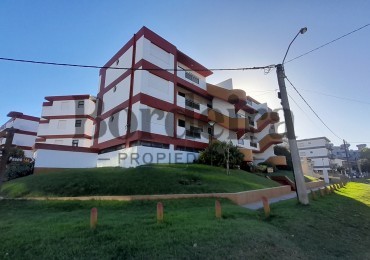 Venta Departamento Villa Gesell con cochera y baulera
